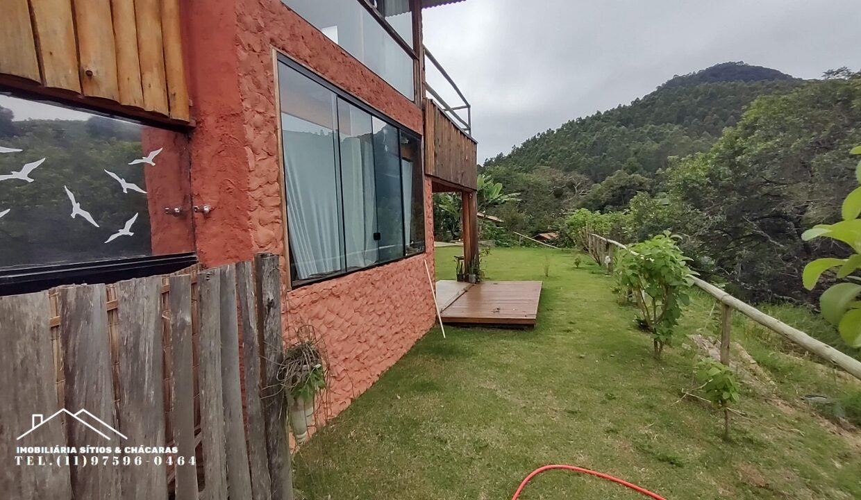 Chácara 1.755m² com riacho (19)