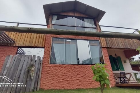 Chácara 1.755m² com riacho