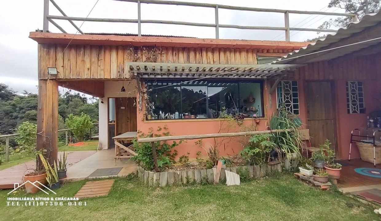 Chácara 1.755m² com riacho (89)