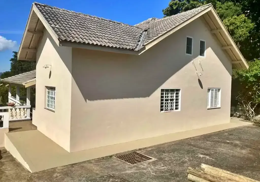 Chácara pé na água 3.200M² represa Jaguari Joanópolis SP (19)