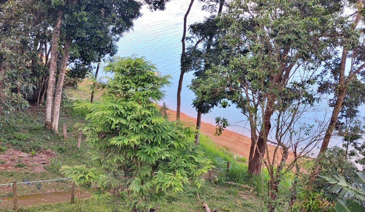 Chácara represa pé na água, jaguari, joanópolis-SP (33)