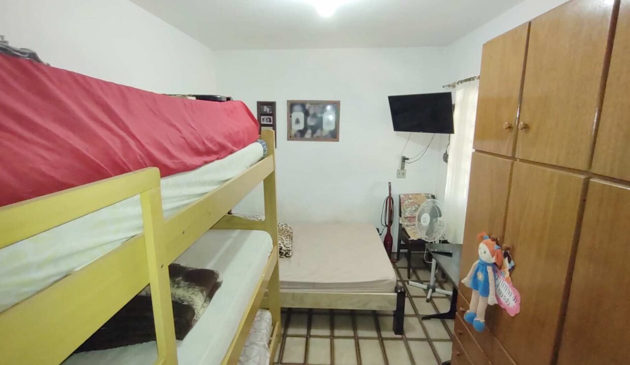 Chácara 2.000m² com piscina a venda em vargem sp próximo de Joanópolis sp (7)