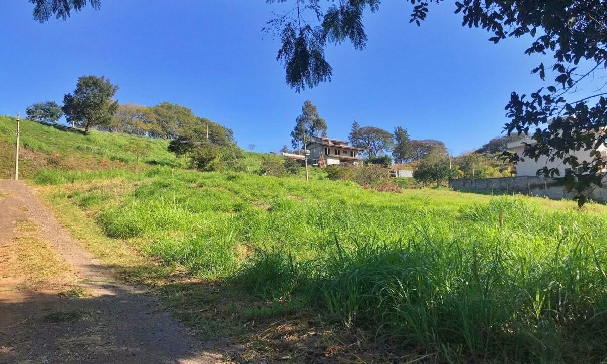terreno venda pé na água condominio San Lorenzo represa Joanópolis (7)