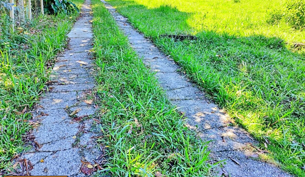 Terreno grande 3.000 metros pé na água a venda represa Jaguari em Joanópolis proximo de Piracaia-SP e Vargem-SP (2)