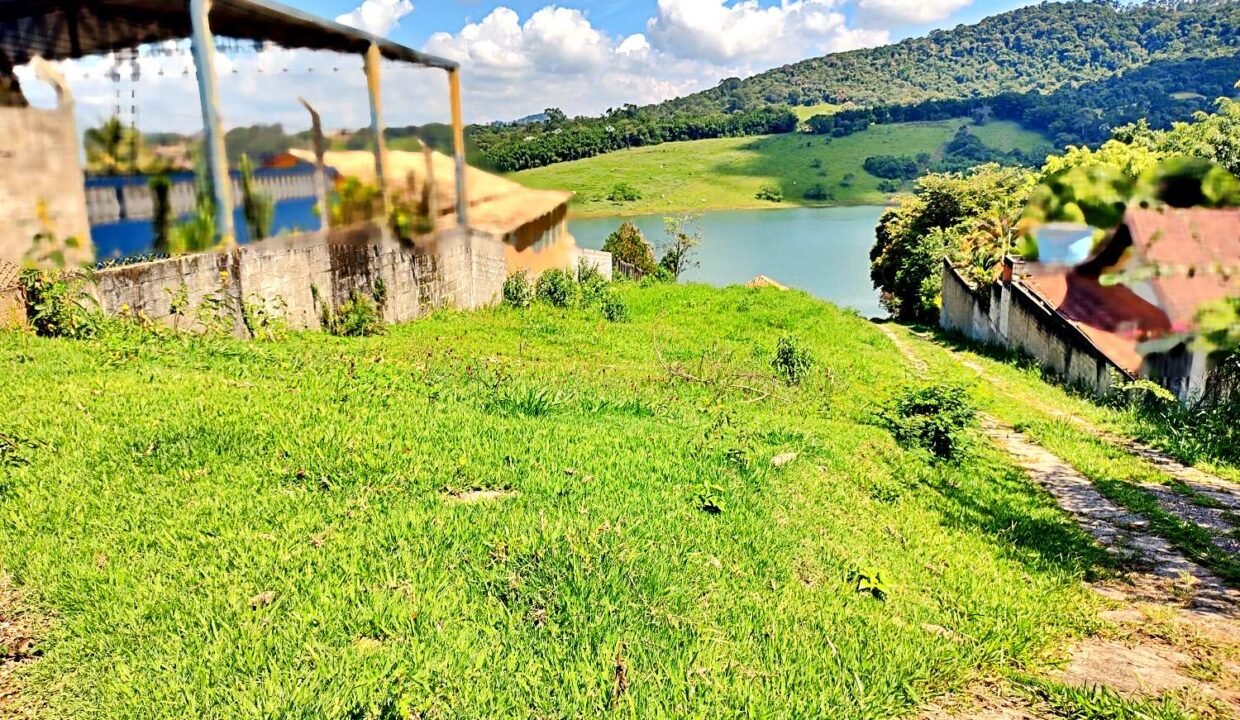 Terreno grande 3.000 metros pé na água a venda represa Jaguari em Joanópolis proximo de Piracaia-SP e Vargem-SP (5)