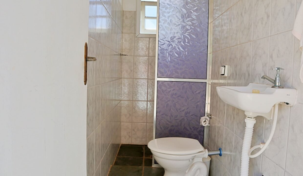 Chácara 2.300m² com piscina a venda em extrema MG (45)