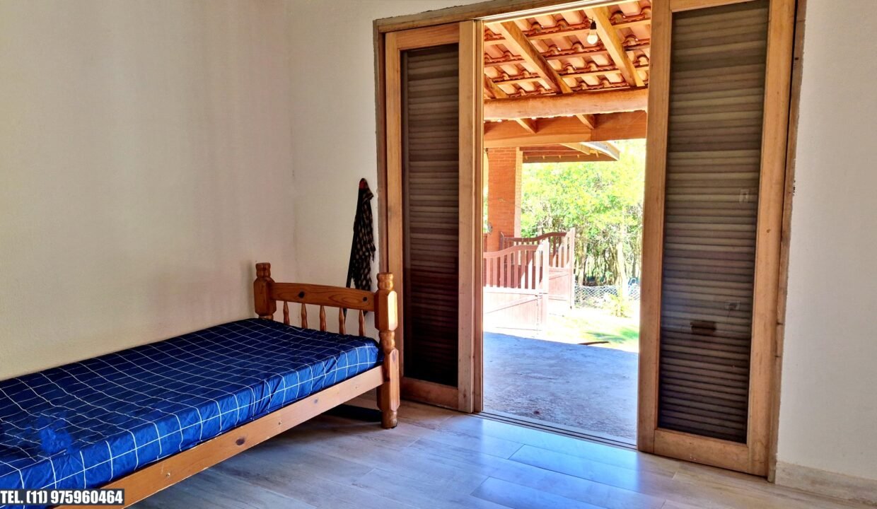 Chácara com piscina represa (13)