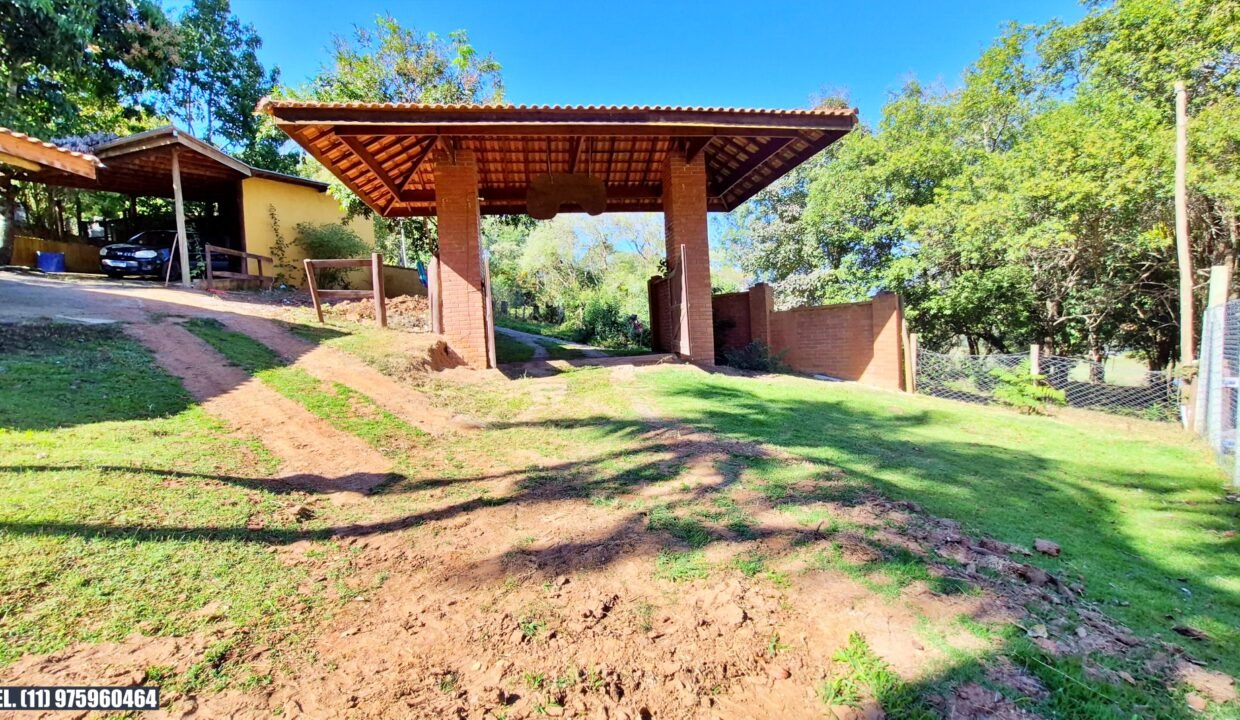 Chácara com piscina represa (24)