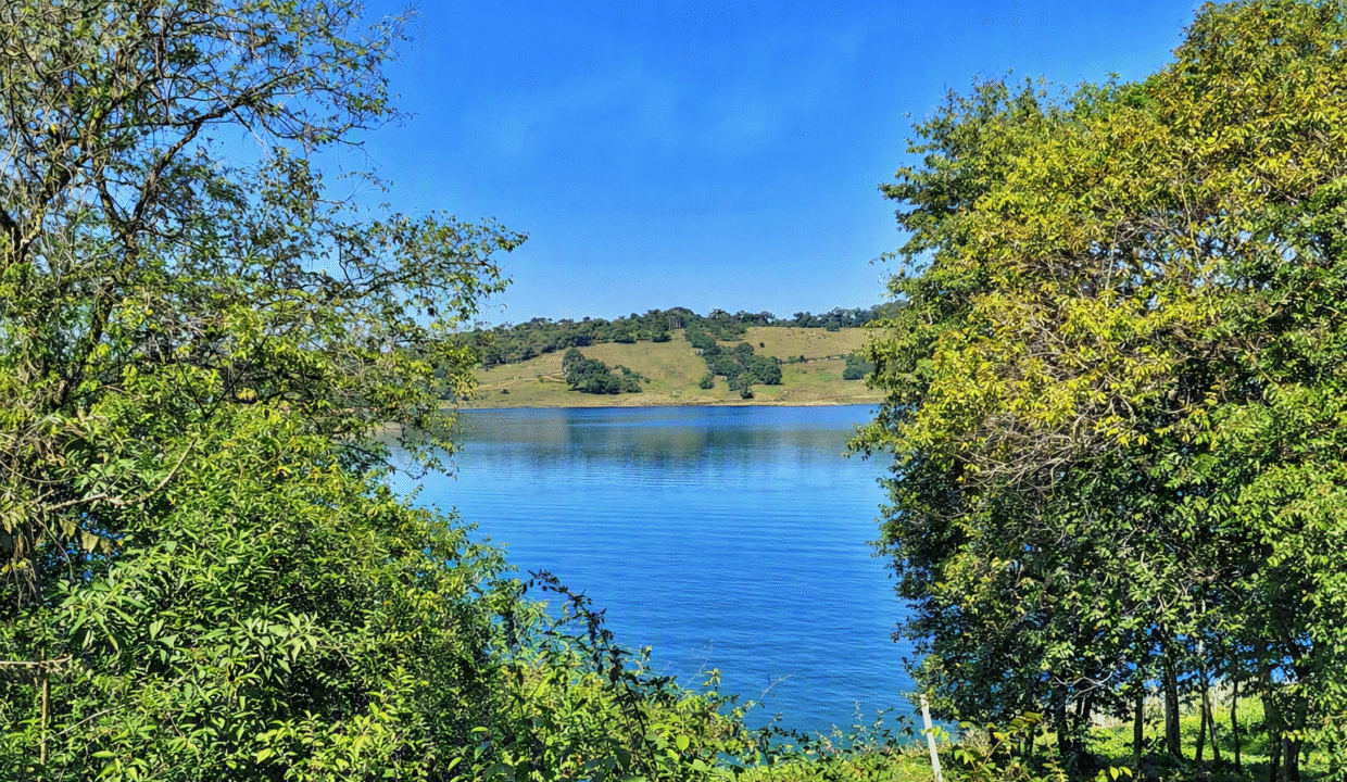 Chácara com piscina represa (3)