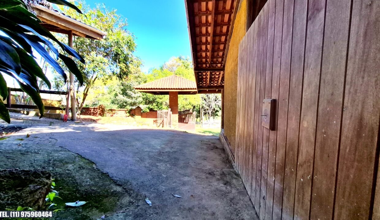 Chácara com piscina represa (8)